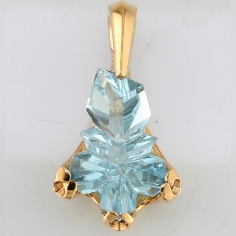 14k yellow gold fantasy cut blue topaz pendant